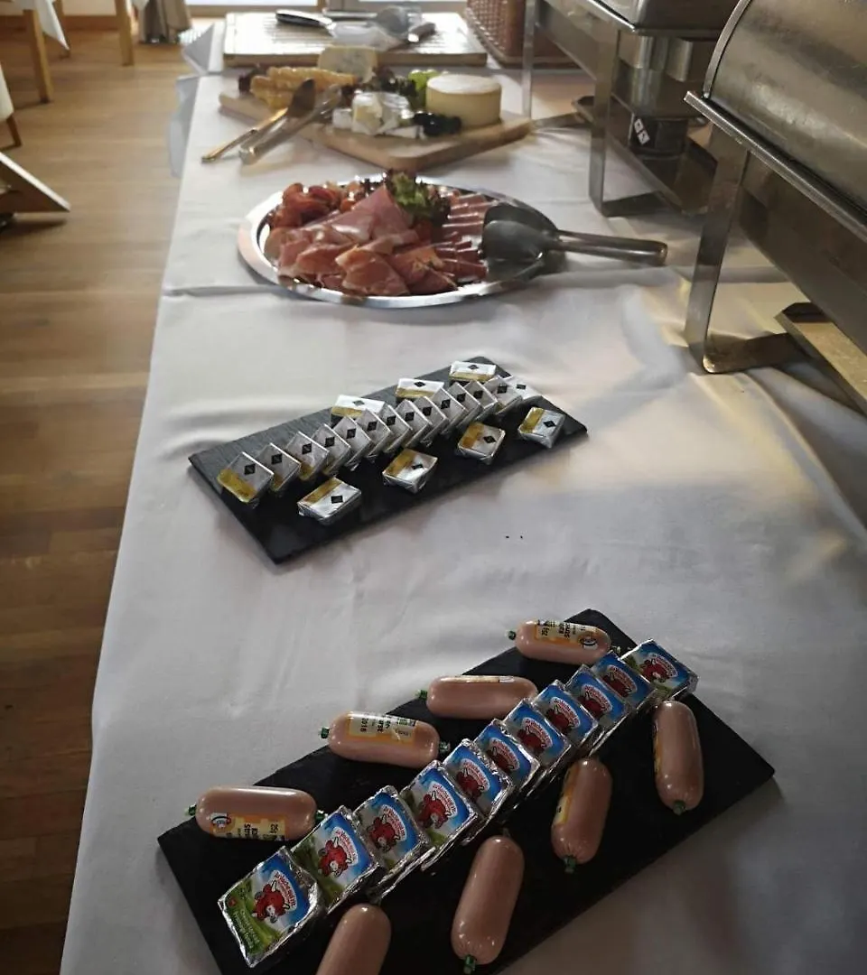 Restaurant & Design Hotel Noem Arch Brno