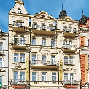 Romania 3*, Karlovy Vary Tjeckien